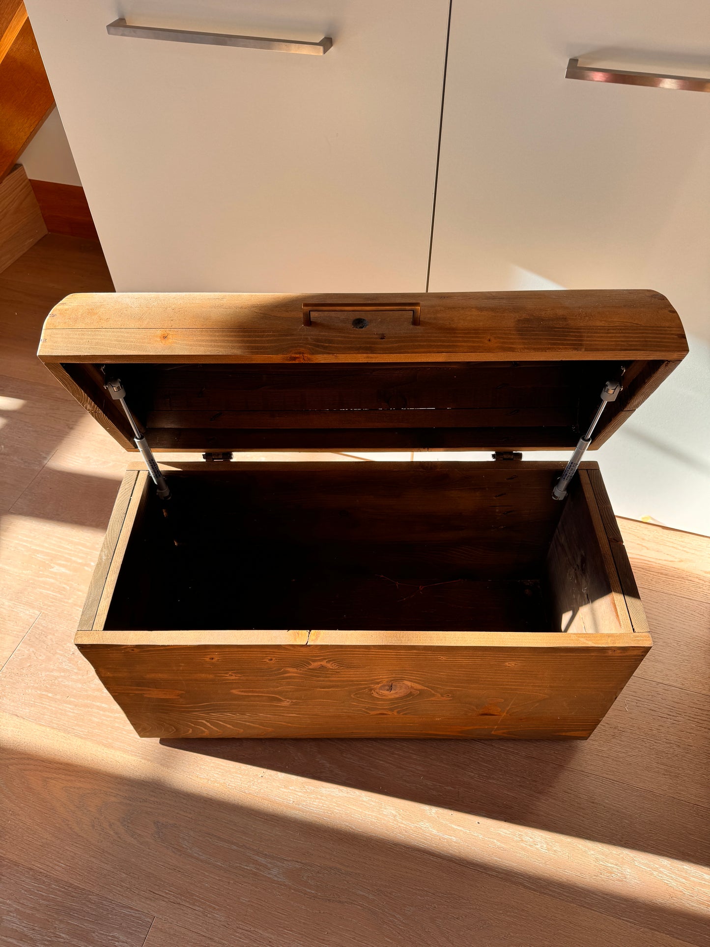 Holztruhe